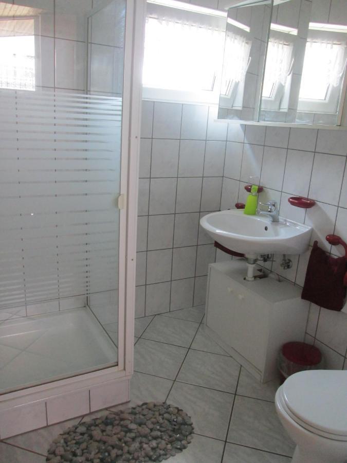 Fenyves * Balatonfenyves