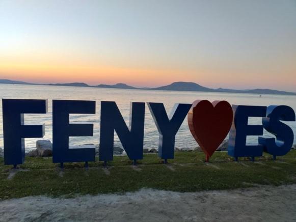 Fenyves *