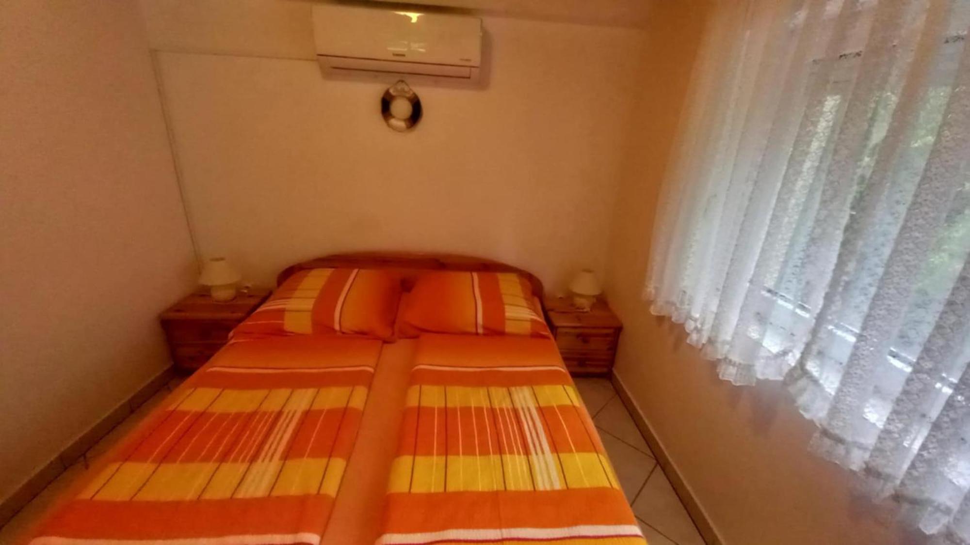 Fenyves Apartment